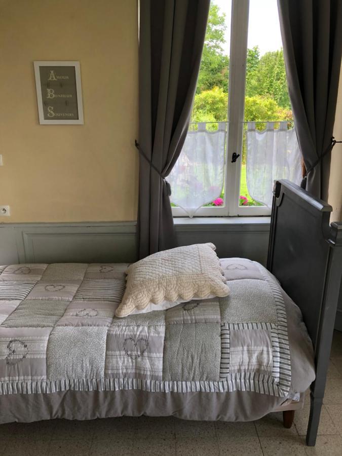 Chambre D'Hotes Romance Saint-Jean-les-Deux-Jumeaux Exterior foto